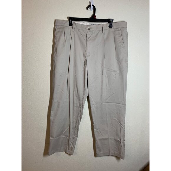 Dockers Other - Dockers Classic Fit Chinos Khakis Men's Size 38x30 Golf Pants Pleated Casual